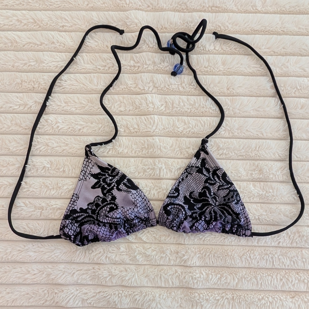 🩷 5/$25 - Lace Triangle Bikini Top - Black and Purple